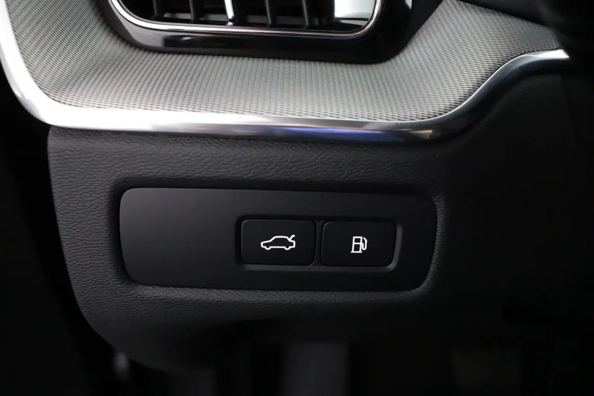T8 AWD Ultra Black Edition | Luchtvering | Trekhaak | Bowers & Wilkins | Snel Leverbaar | BTW Auto |