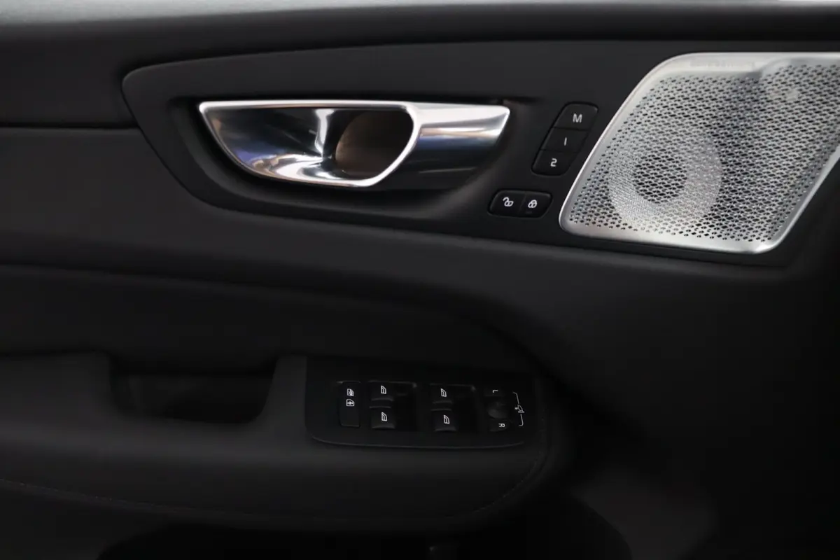 T8 AWD Ultra Black Edition | Luchtvering | Trekhaak | Bowers & Wilkins | Snel Leverbaar | BTW Auto |
