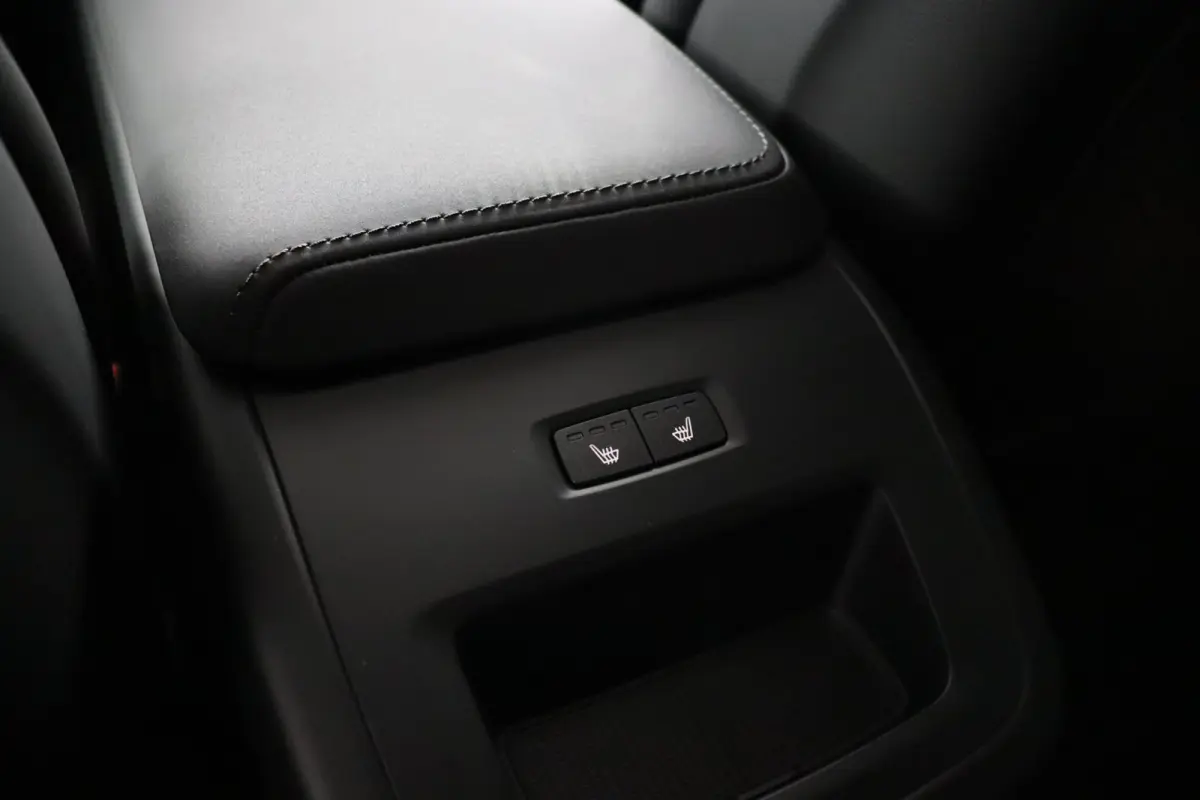 T8 AWD Ultra Black Edition | Luchtvering | Trekhaak | Bowers & Wilkins | Snel Leverbaar | BTW Auto |
