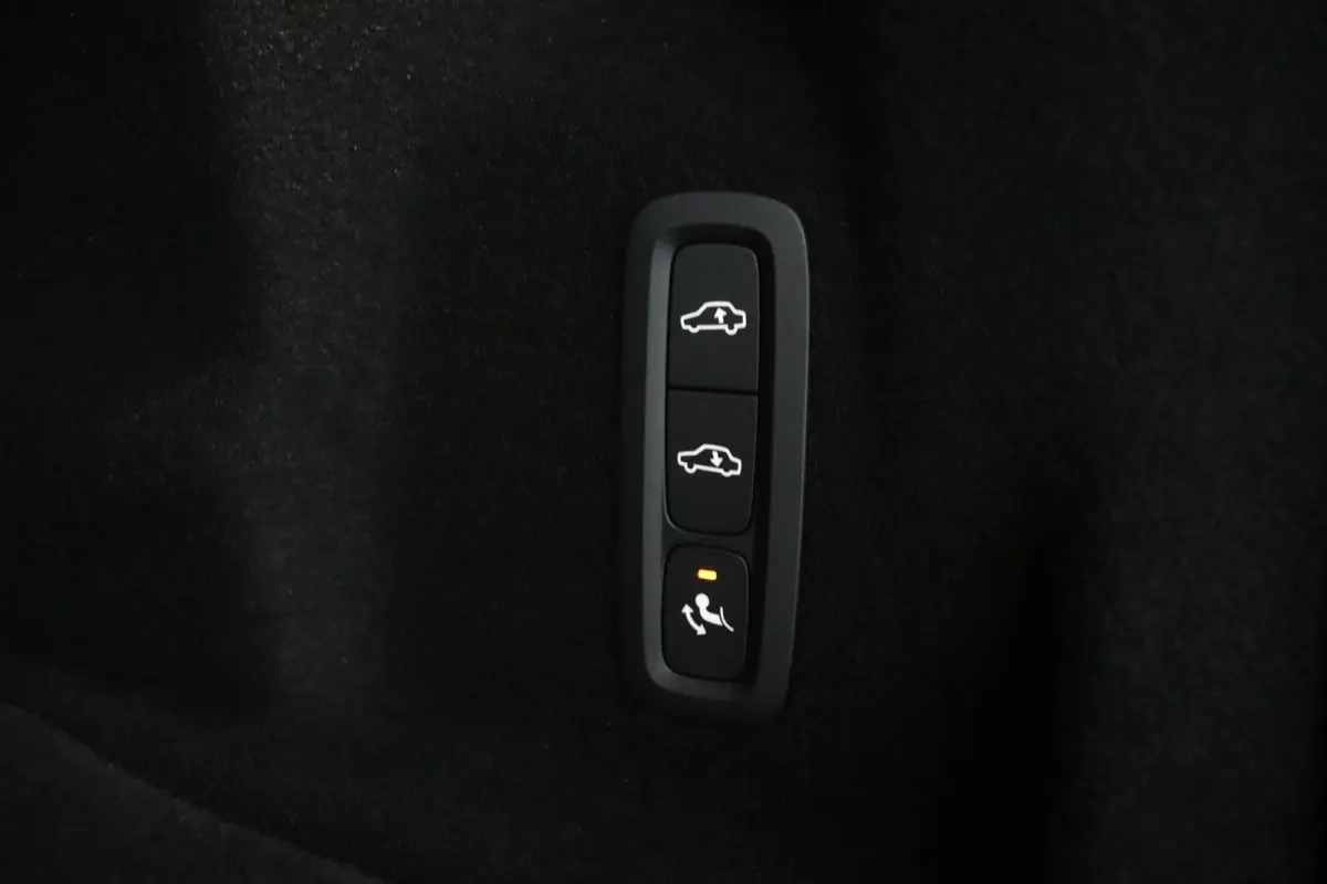 T8 AWD Ultra Black Edition | Luchtvering | Trekhaak | Bowers & Wilkins | Snel Leverbaar | BTW Auto |
