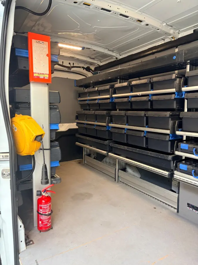 SERVICEWAGEN 2.0 TDCI 130PK euro6 L3H2 Trend MHEV RWD Sortimo Inrichting Victron v230 Imperiaal+Trap RIJKLAARPRIJS!
