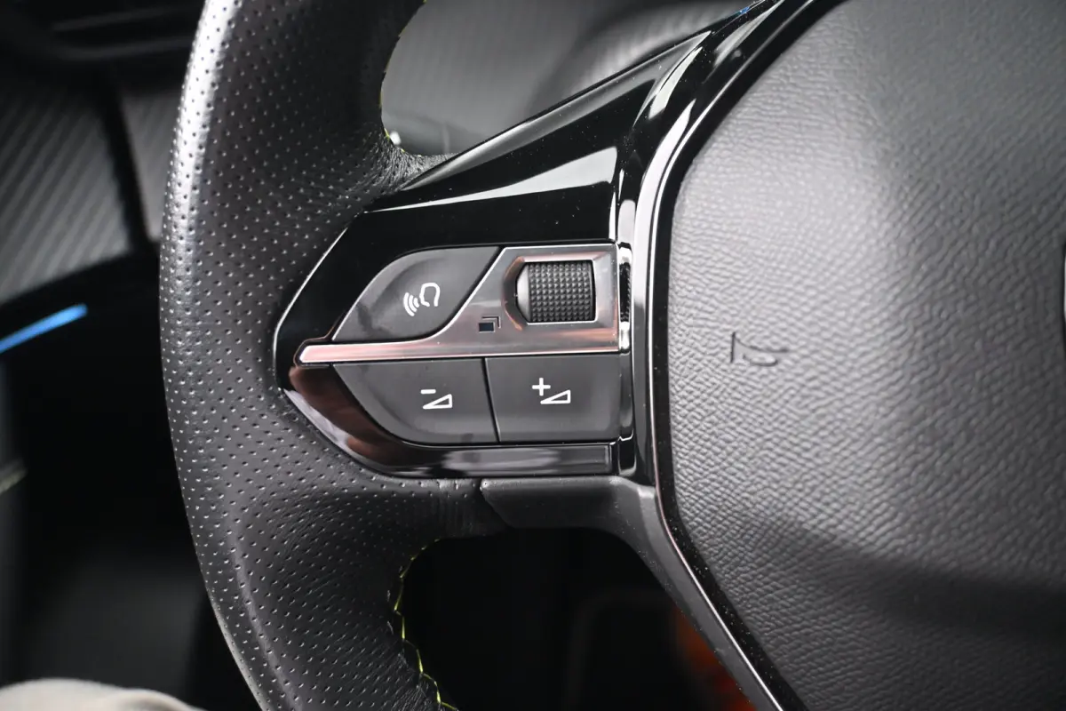 EV GT 54 kWh 94,44% SOH | Alcantara | Elektr. Stoelen | Navigatie | Stoelverwarming | Climate Control | Achteruitrijcamera | !!