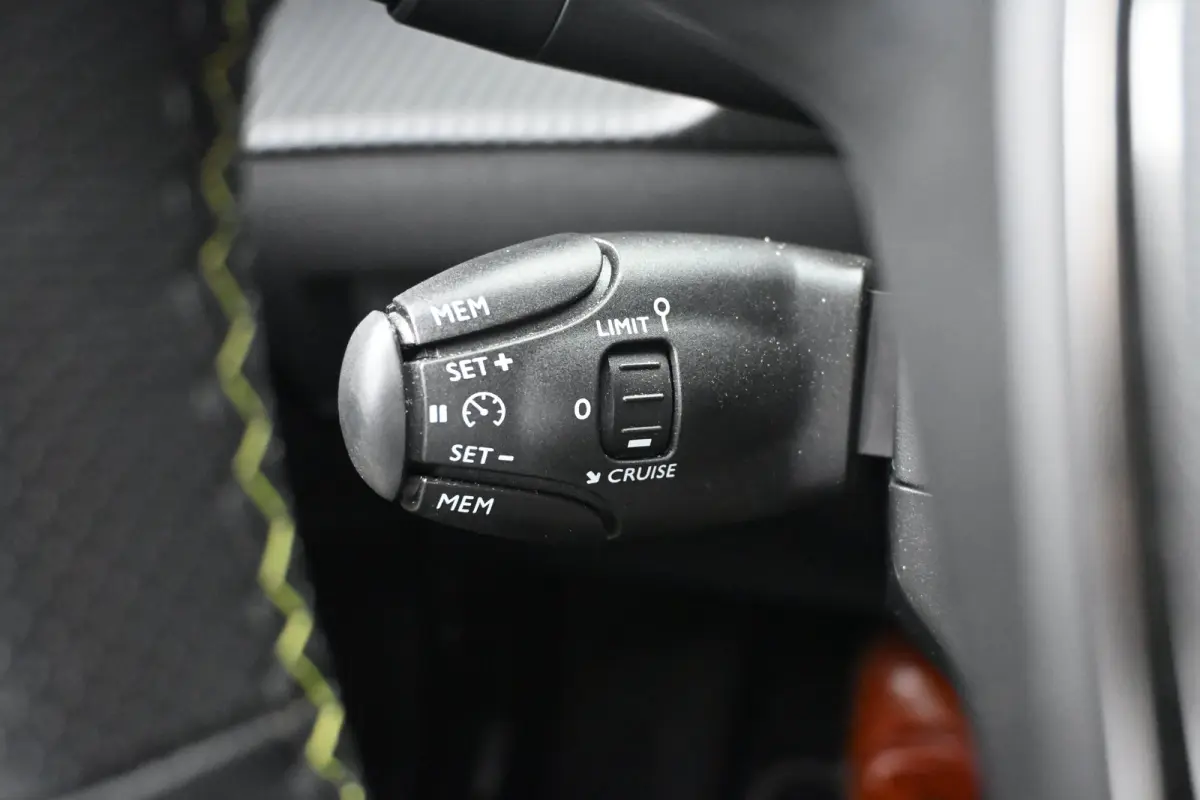EV GT 54 kWh 94,44% SOH | Alcantara | Elektr. Stoelen | Navigatie | Stoelverwarming | Climate Control | Achteruitrijcamera | !!