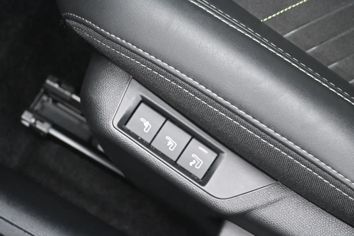EV GT 54 kWh 94,44% SOH | Alcantara | Elektr. Stoelen | Navigatie | Stoelverwarming | Climate Control | Achteruitrijcamera | !!