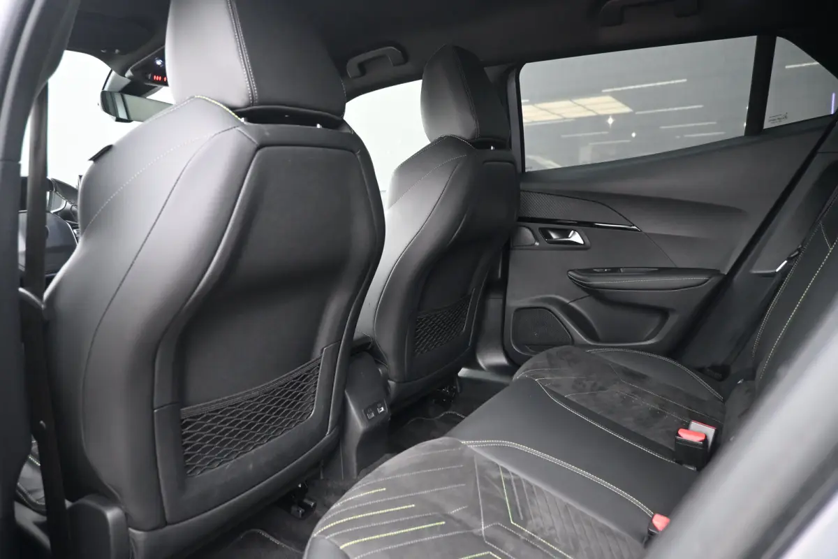 EV GT 54 kWh 94,44% SOH | Alcantara | Elektr. Stoelen | Navigatie | Stoelverwarming | Climate Control | Achteruitrijcamera | !!