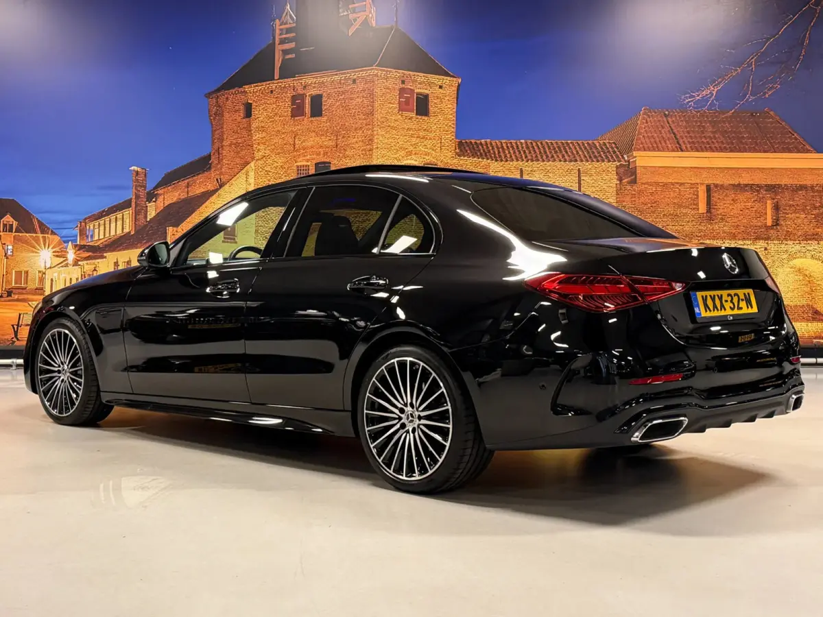 180 AMG Line Aut Panodak 360 Camera Leer
