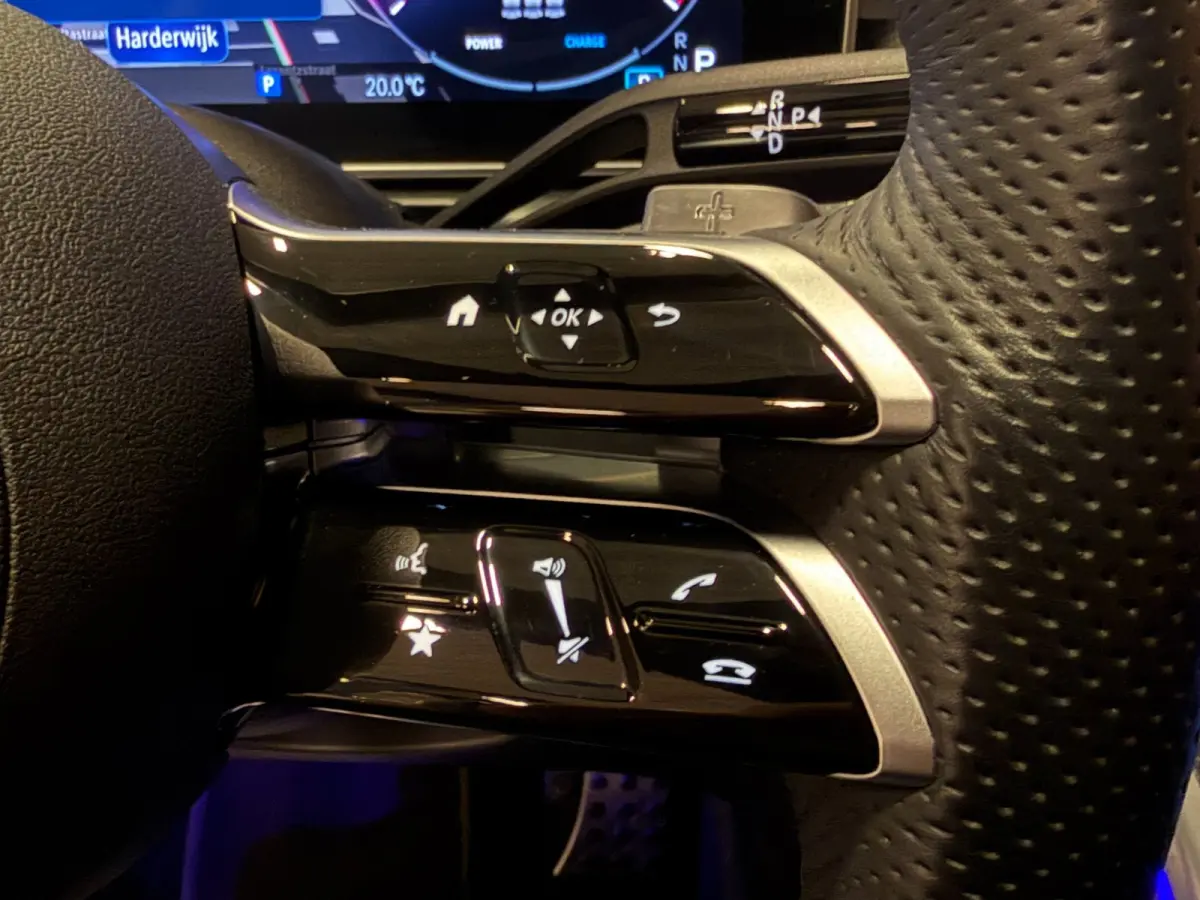 180 AMG Line Aut Panodak 360 Camera Leer