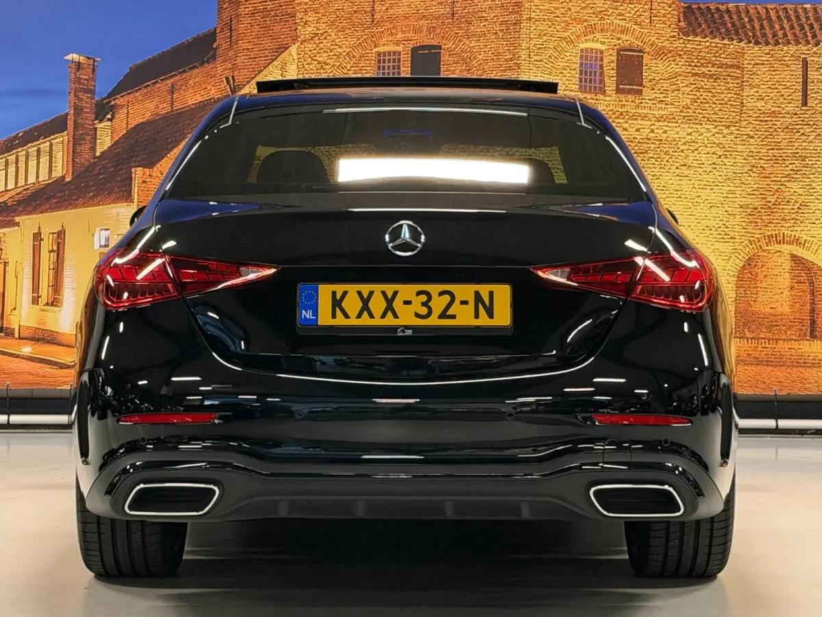 180 AMG Line Aut Panodak 360 Camera Leer