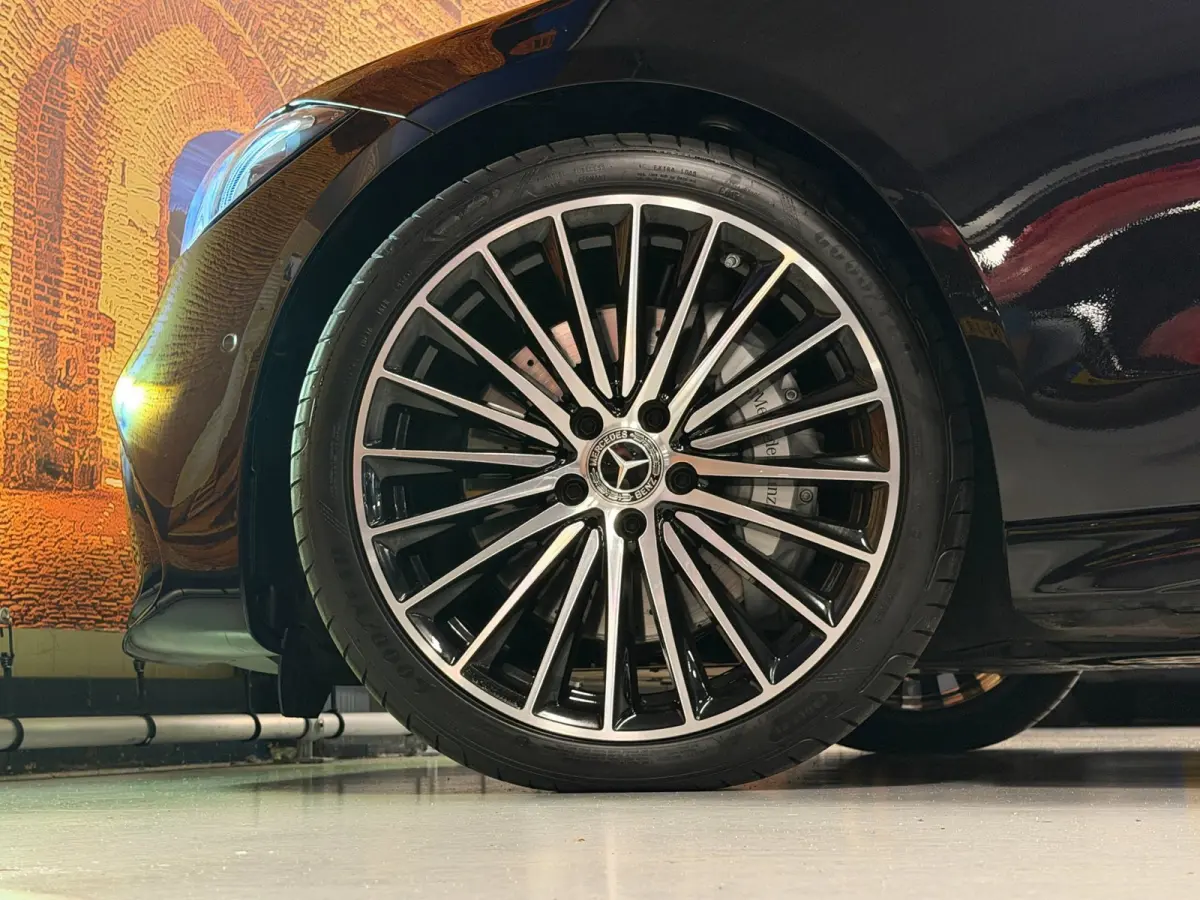 180 AMG Line Aut Panodak 360 Camera Leer
