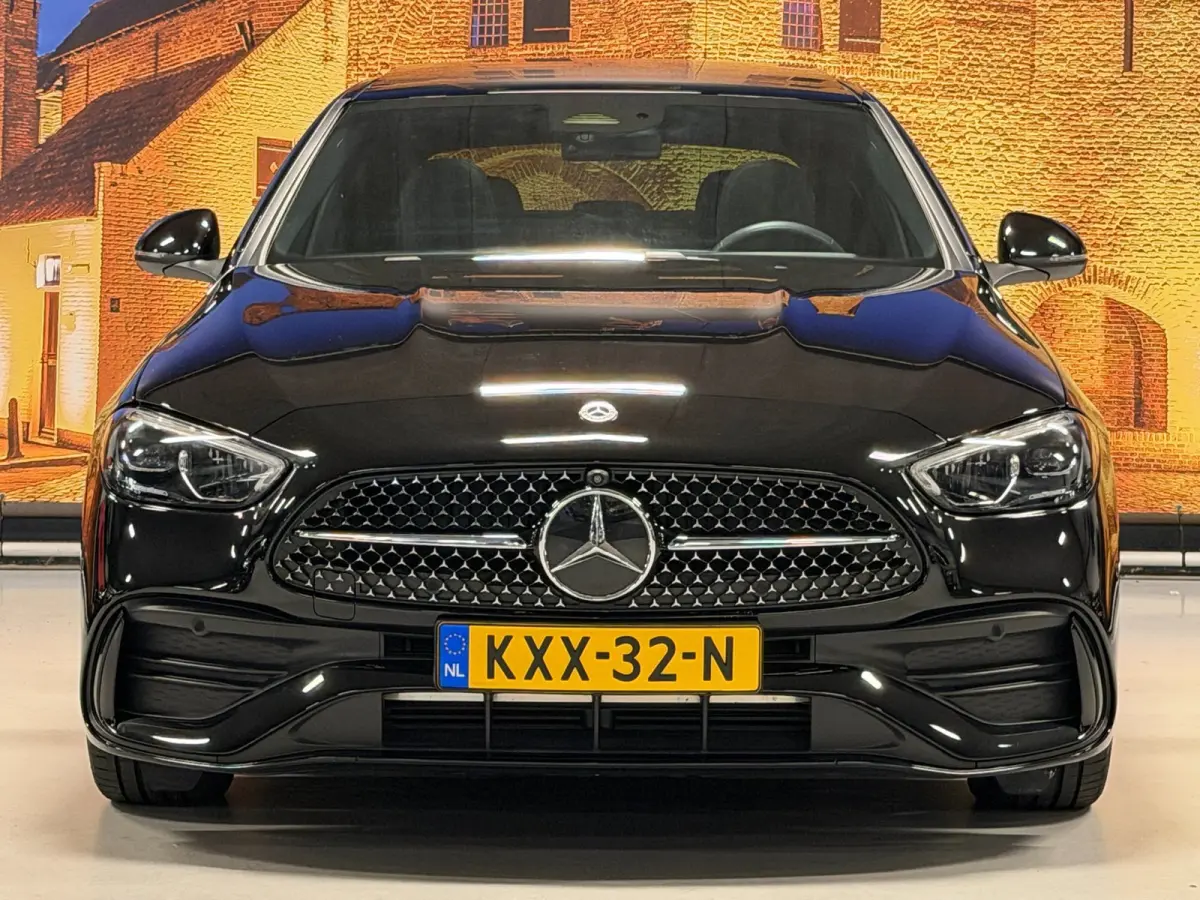 180 AMG Line Aut Panodak 360 Camera Leer
