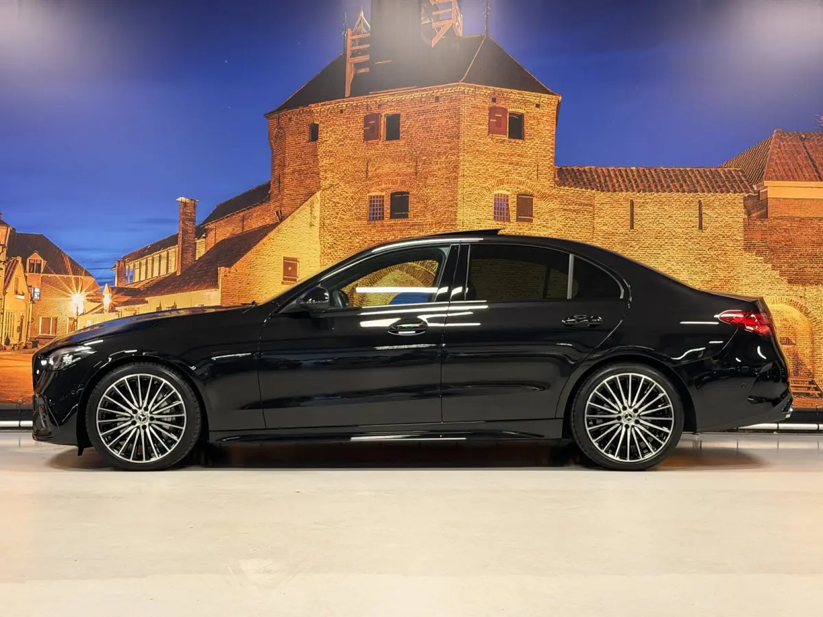 180 AMG Line Aut Panodak 360 Camera Leer