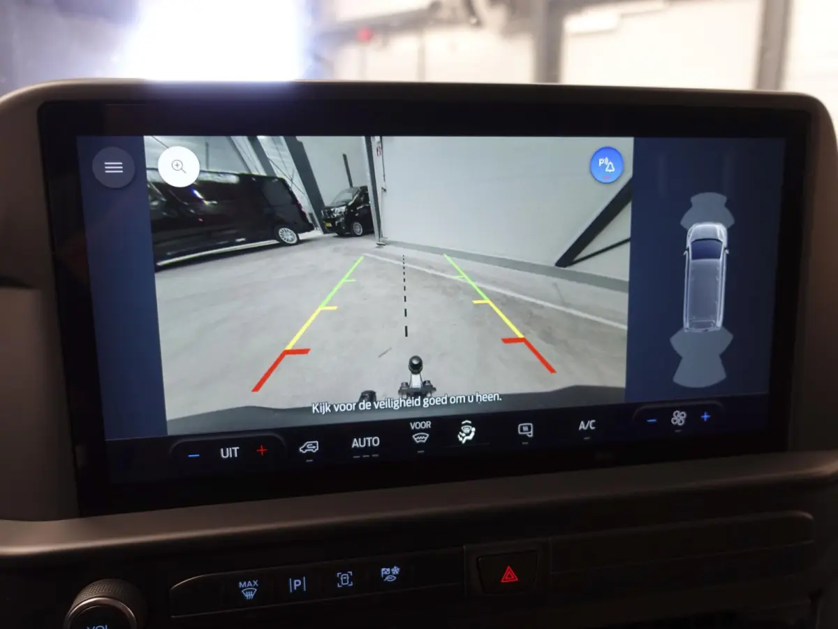 300 2.0 TDCI L2H1 Trend Automaat Airco Navigatie Cruise Navi Trekhaak