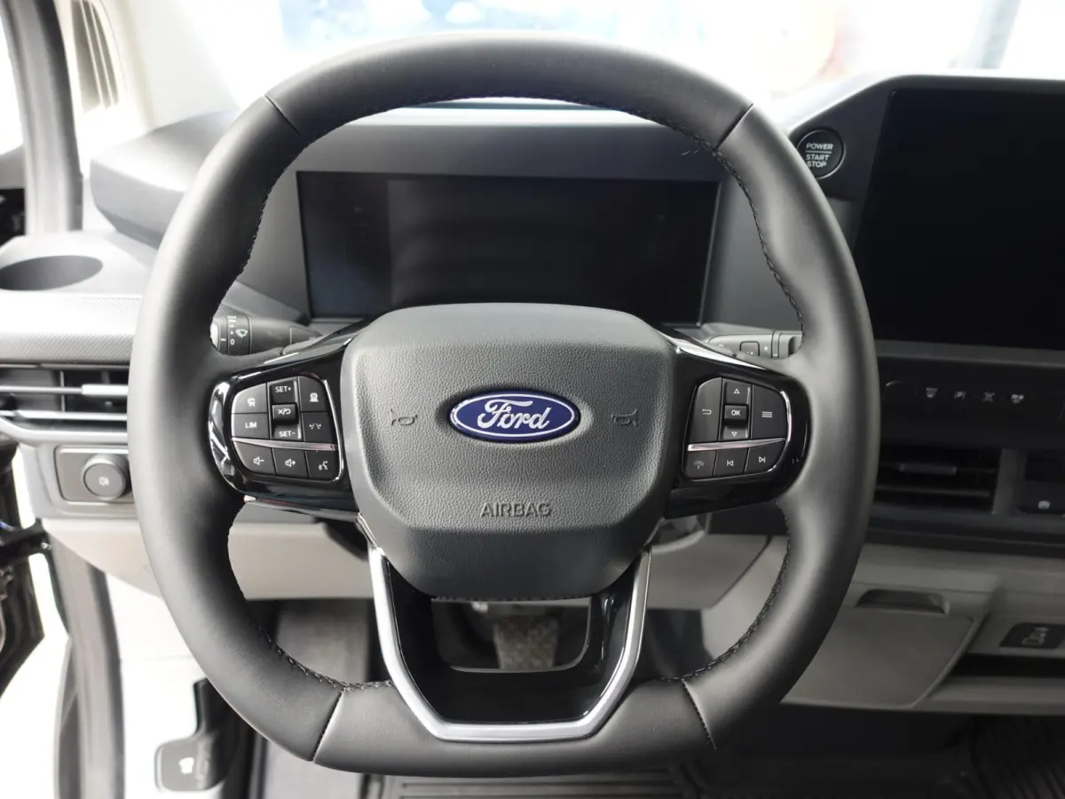 300 2.0 TDCI L2H1 Trend Automaat Airco Navigatie Cruise Navi Trekhaak