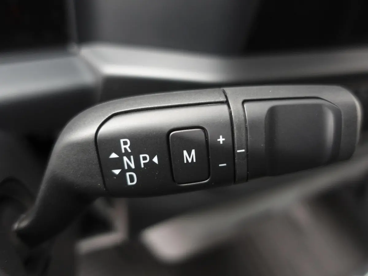 300 2.0 TDCI L2H1 Trend Automaat Airco Navigatie Cruise Navi Trekhaak