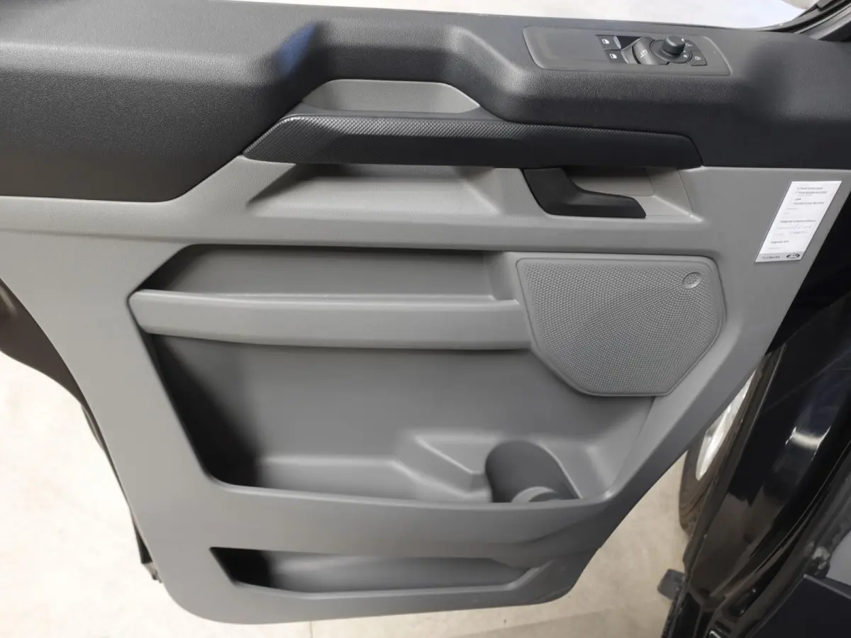 300 2.0 TDCI L2H1 Trend Automaat Airco Navigatie Cruise Navi Trekhaak