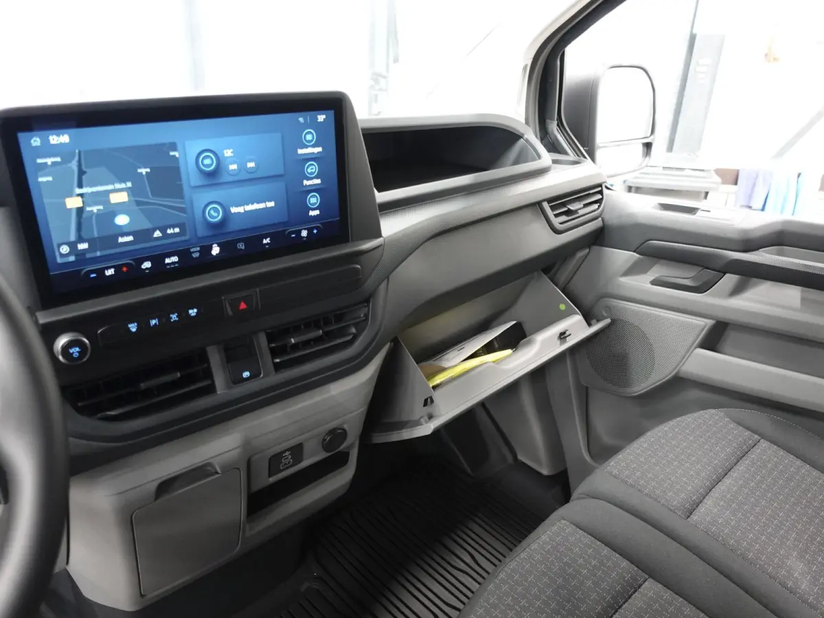 300 2.0 TDCI L2H1 Trend Automaat Airco Navigatie Cruise Navi Trekhaak