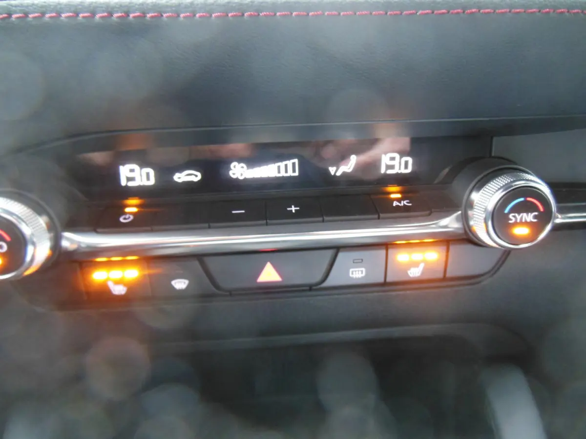 2.0 e-SkyActiv-G M Hybrid 150 Sportive 12 maanden Bovag garantie automaat navi/carplay/android