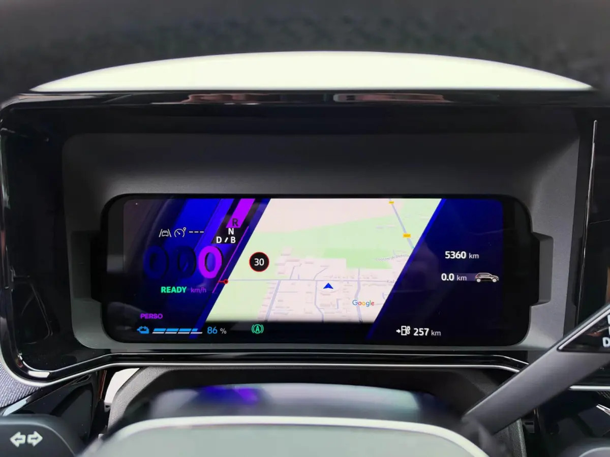 Urban Range Techno 40 kWh | Adaptive cruise | Pack Winter | Camera | Full LED