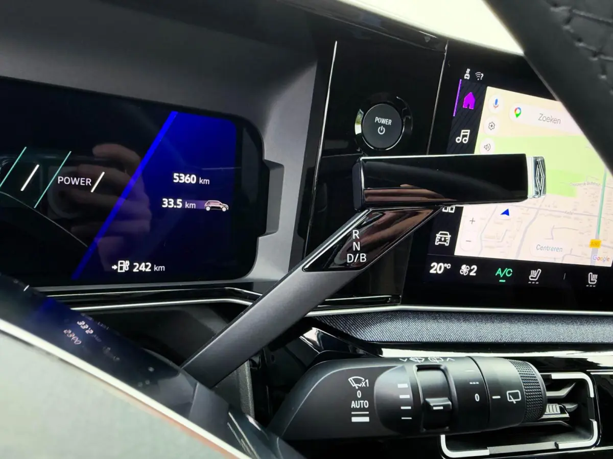 Urban Range Techno 40 kWh | Adaptive cruise | Pack Winter | Camera | Full LED