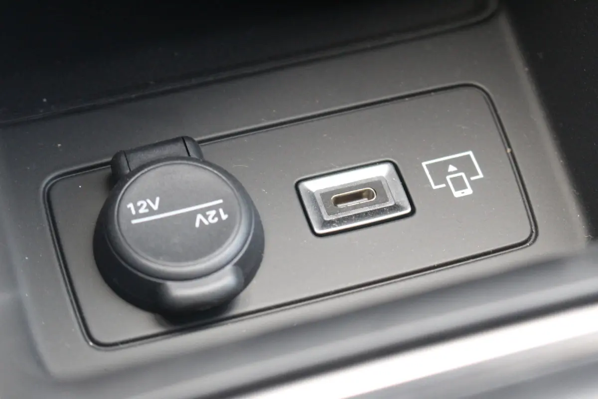1.2 Hybrid 145 e-DCS6 GT | 360 Cam | Elek. Achterklep | Adaptive Cruise | Memory | Massage | Stoel & Stuur Verw. | | 360 Cam | Elek. Achterklep | Adaptive Cruise | Memory | Massage | Stoel &