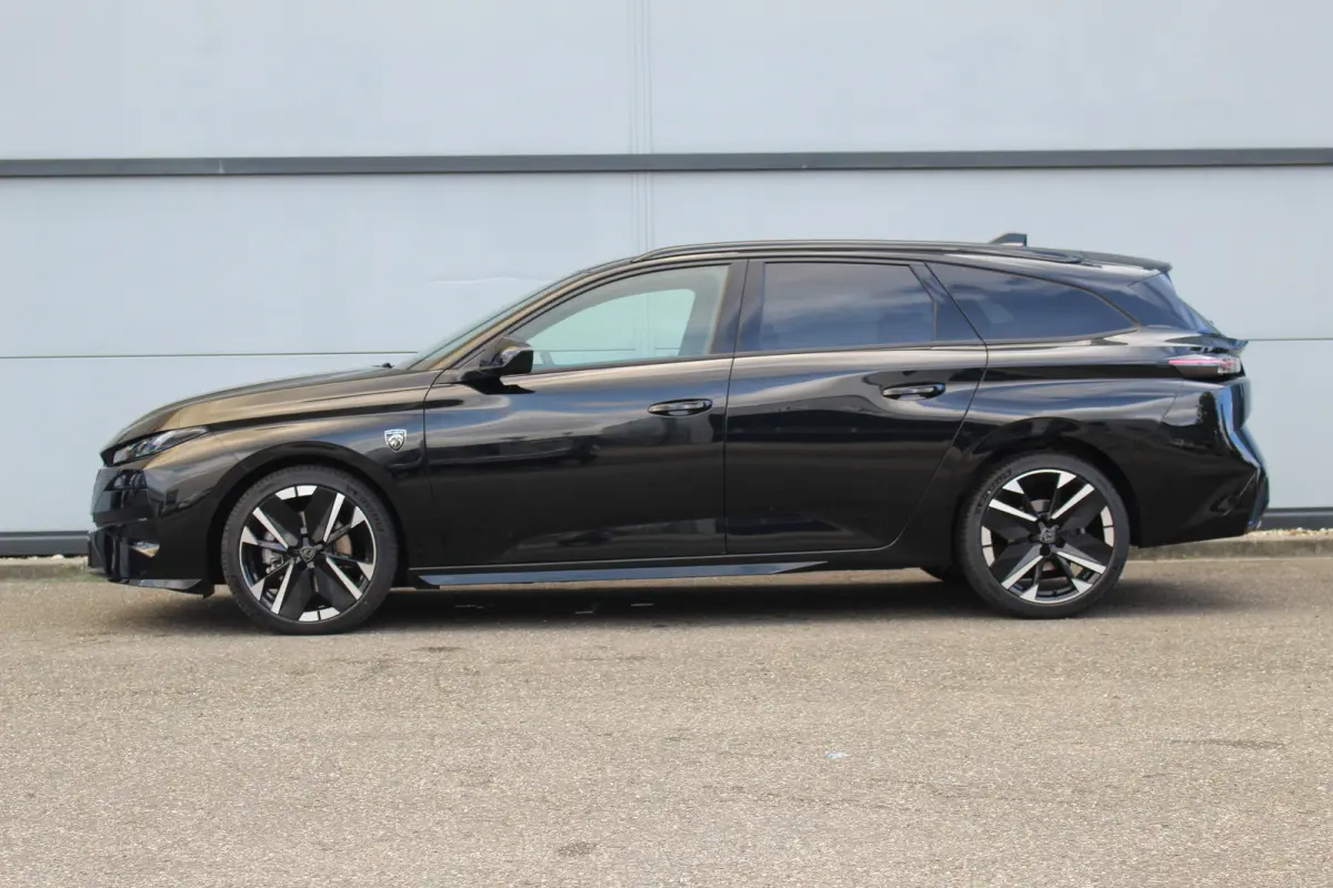 1.2 Hybrid 145 e-DCS6 GT | 360 Cam | Elek. Achterklep | Adaptive Cruise | Memory | Massage | Stoel & Stuur Verw. | | 360 Cam | Elek. Achterklep | Adaptive Cruise | Memory | Massage | Stoel &