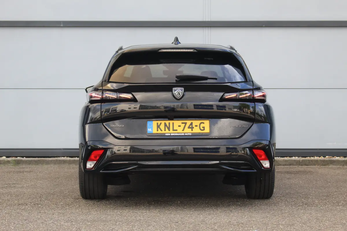 1.2 Hybrid 145 e-DCS6 GT | 360 Cam | Elek. Achterklep | Adaptive Cruise | Memory | Massage | Stoel & Stuur Verw. | | 360 Cam | Elek. Achterklep | Adaptive Cruise | Memory | Massage | Stoel &