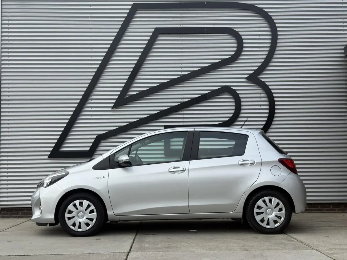1.5 Hybrid Aspiration Bi-Tone 2e Eigenaar|Clima|Cruise|Trekhaak|Elektr. Ramen|APK tot 06-2027