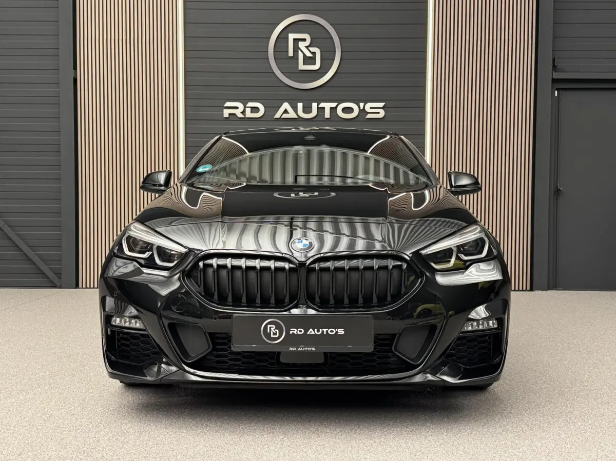 218i M Sport Edition/ Carplay/ Stuurverwarming/ Camera