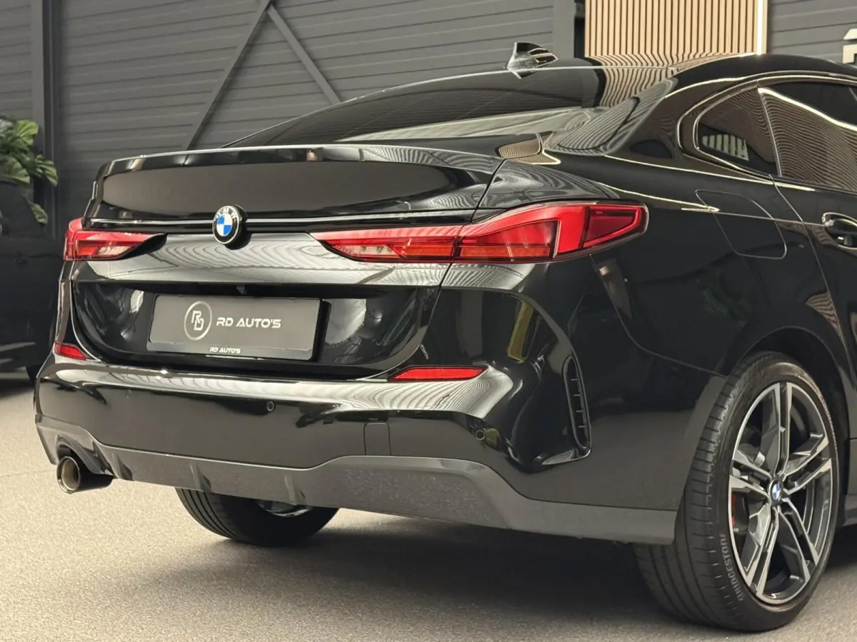 218i M Sport Edition/ Carplay/ Stuurverwarming/ Camera