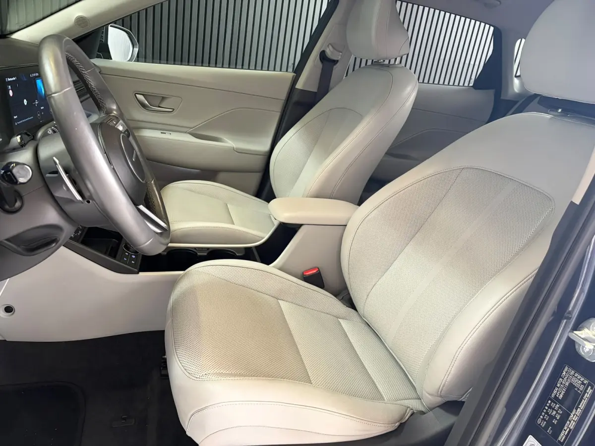 1.6 GDI HEV Comfort PANO KEYLESS CAM FULL OPTION