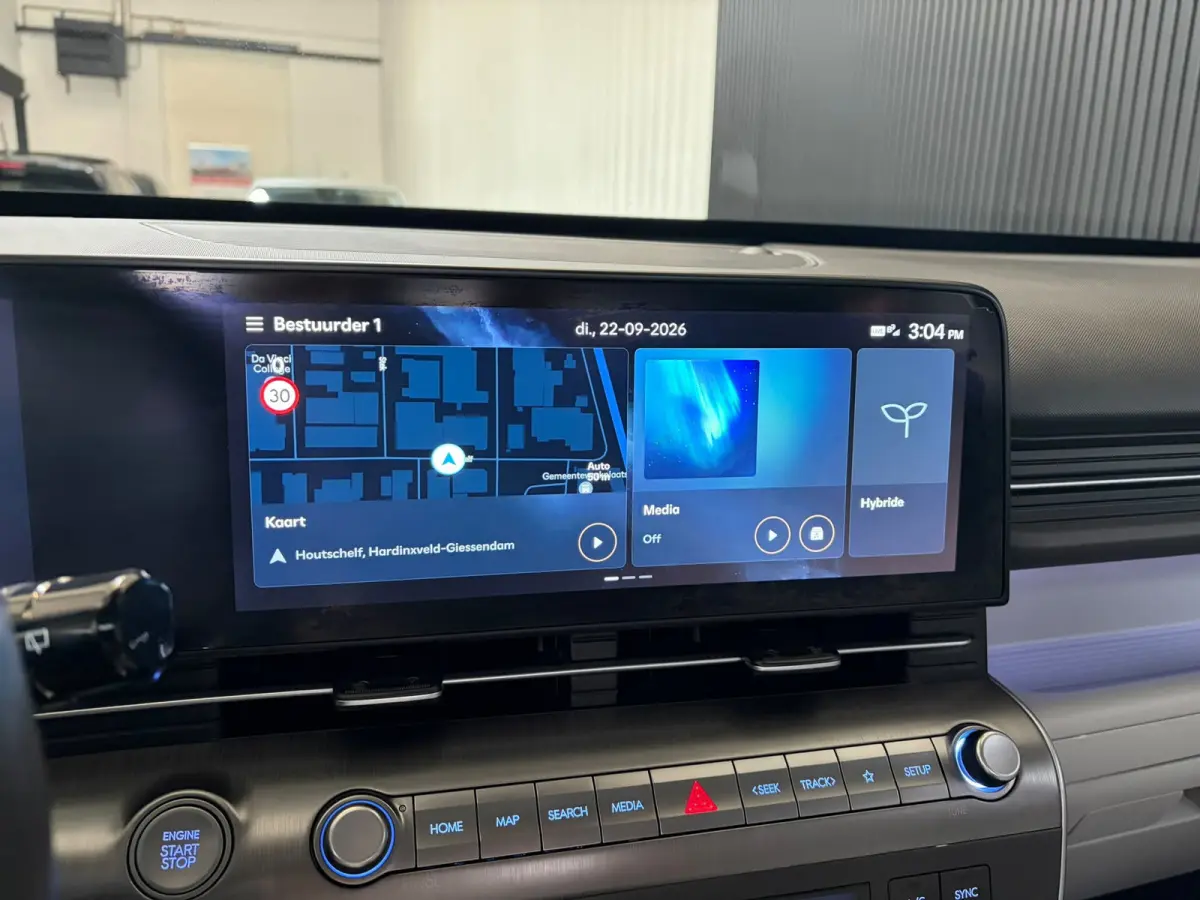 1.6 GDI HEV Comfort PANO KEYLESS CAM FULL OPTION