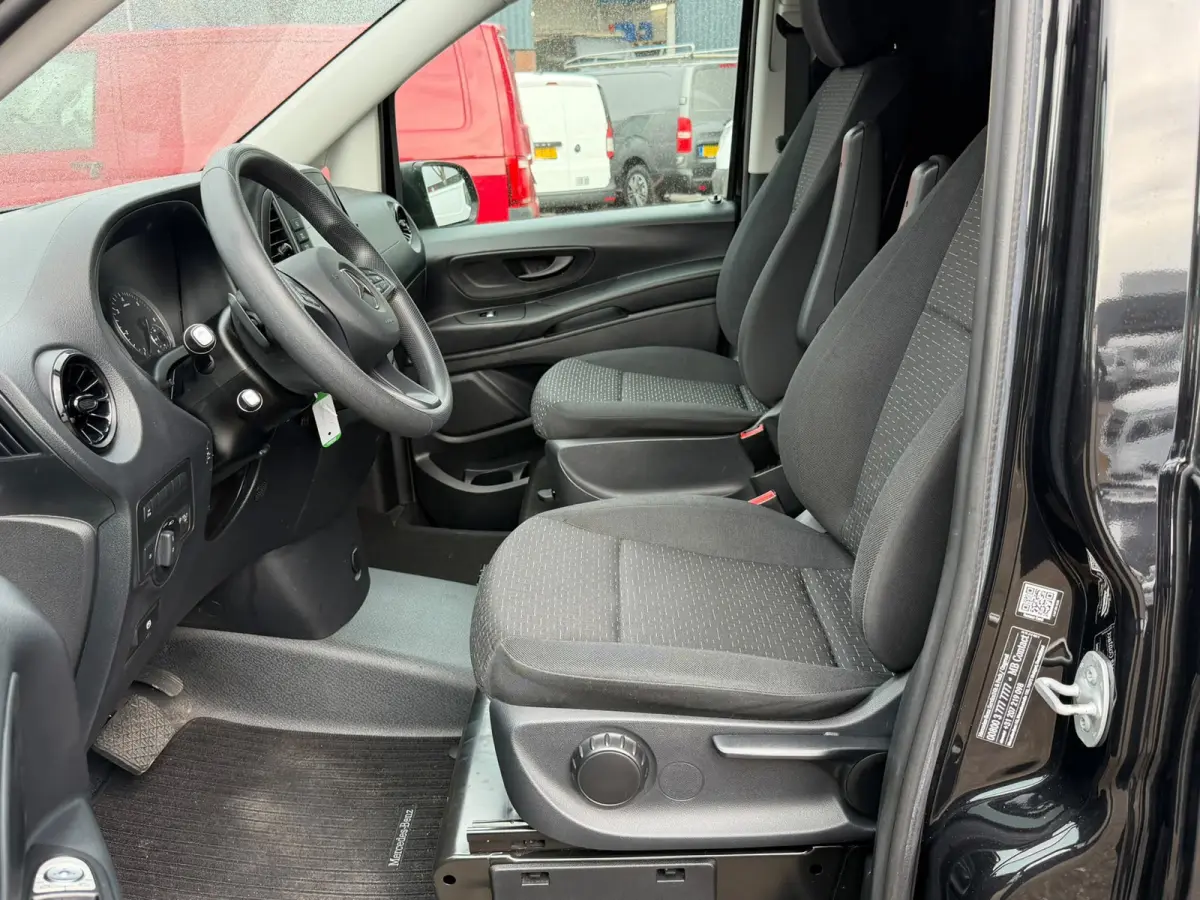 114 CDI Lang automaat / Trekhaak / Camera / App connect