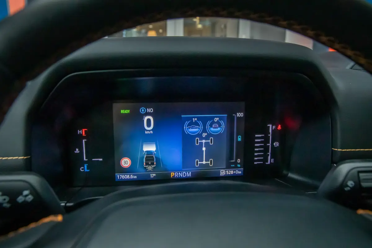 2.3 Double Cab. Phev 278pk. Wildtrack 4WD | Trekhaak | Camera | StoelVW | Apple carplay | Ect Ect Ect