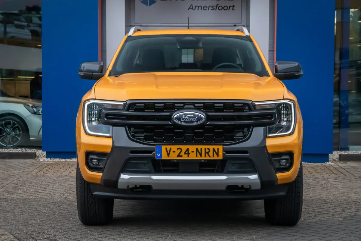 2.3 Double Cab. Phev 278pk. Wildtrack 4WD | Trekhaak | Camera | StoelVW | Apple carplay | Ect Ect Ect