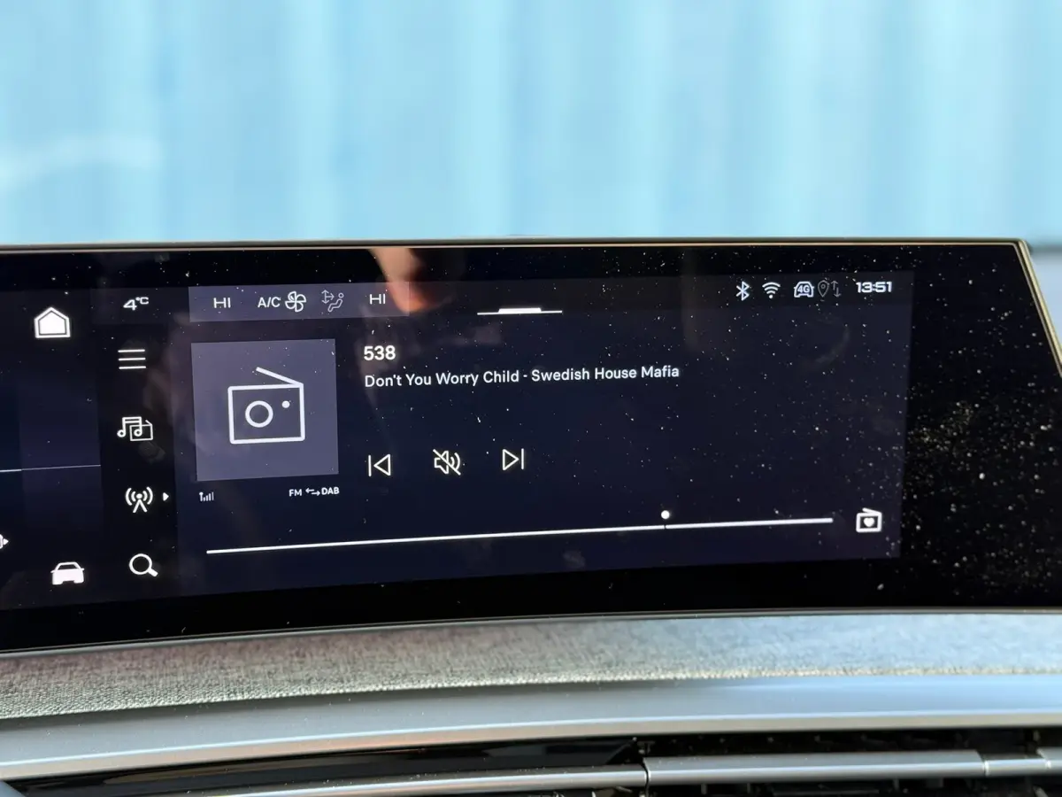 1.2 Hybrid 136 Allure 360 camera | Adeptieve cruise control met stop& go| stuurwiel verwarmig | Keyless entry | Dodehoek detectie