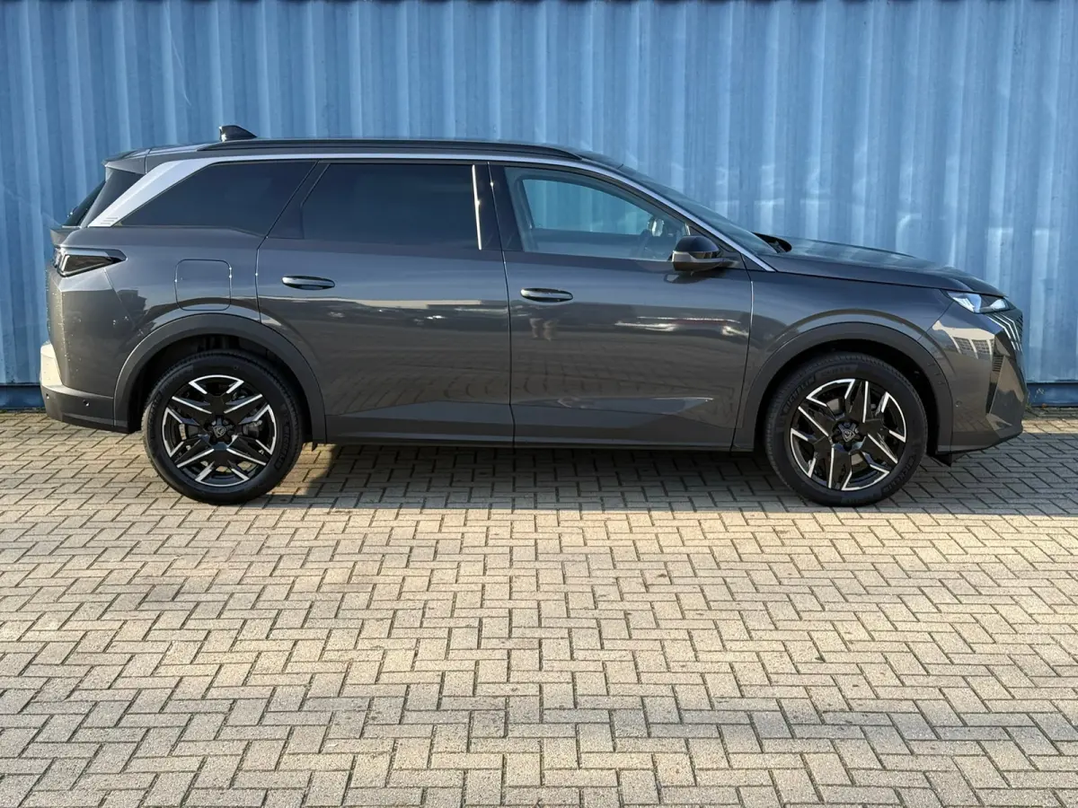 1.2 Hybrid 136 Allure 360 camera | Adeptieve cruise control met stop& go| stuurwiel verwarmig | Keyless entry | Dodehoek detectie