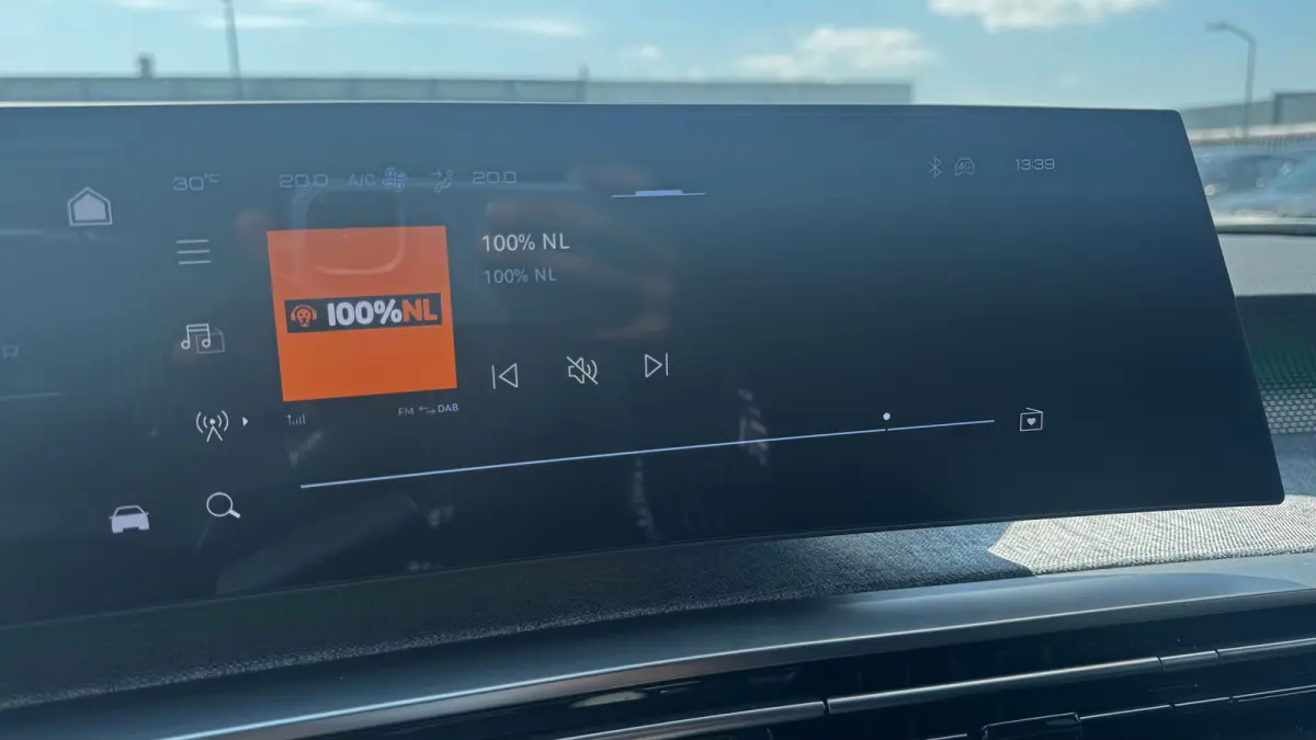 73KWH GT AVANTAGE 214PK SOH 96,5% / NAVI / LEDER / CLIMA / FULL-LED / 20" LMV / KEYLESS / WARMTEPOMP / 360° CAMERA / ADAPT. CRUISECONTROL / WINTERPAKKET / NIEUWSTAAT !!