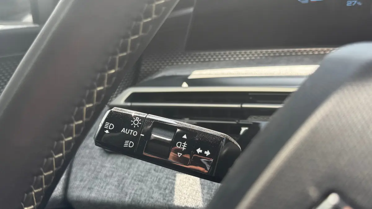 73KWH GT AVANTAGE 214PK SOH 96,5% / NAVI / LEDER / CLIMA / FULL-LED / 20" LMV / KEYLESS / WARMTEPOMP / 360° CAMERA / ADAPT. CRUISECONTROL / WINTERPAKKET / NIEUWSTAAT !!