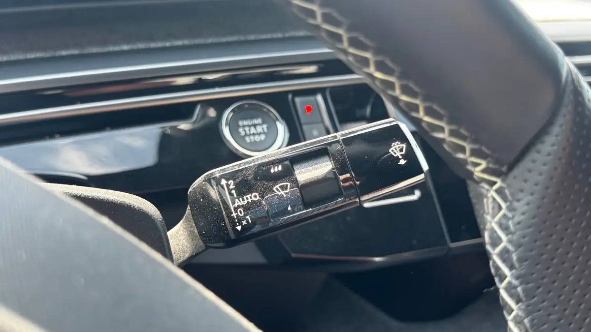 73KWH GT AVANTAGE 214PK SOH 96,5% / NAVI / LEDER / CLIMA / FULL-LED / 20" LMV / KEYLESS / WARMTEPOMP / 360° CAMERA / ADAPT. CRUISECONTROL / WINTERPAKKET / NIEUWSTAAT !!