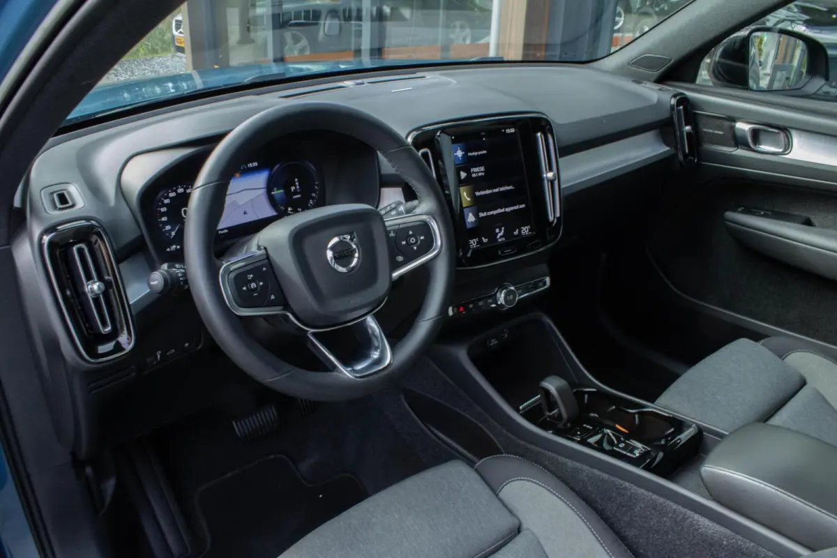 1.5 T4 PHEV Plus Dark|Stoel+Stuurverwarming|Trekhaak|Camera|Harmann Kardon|