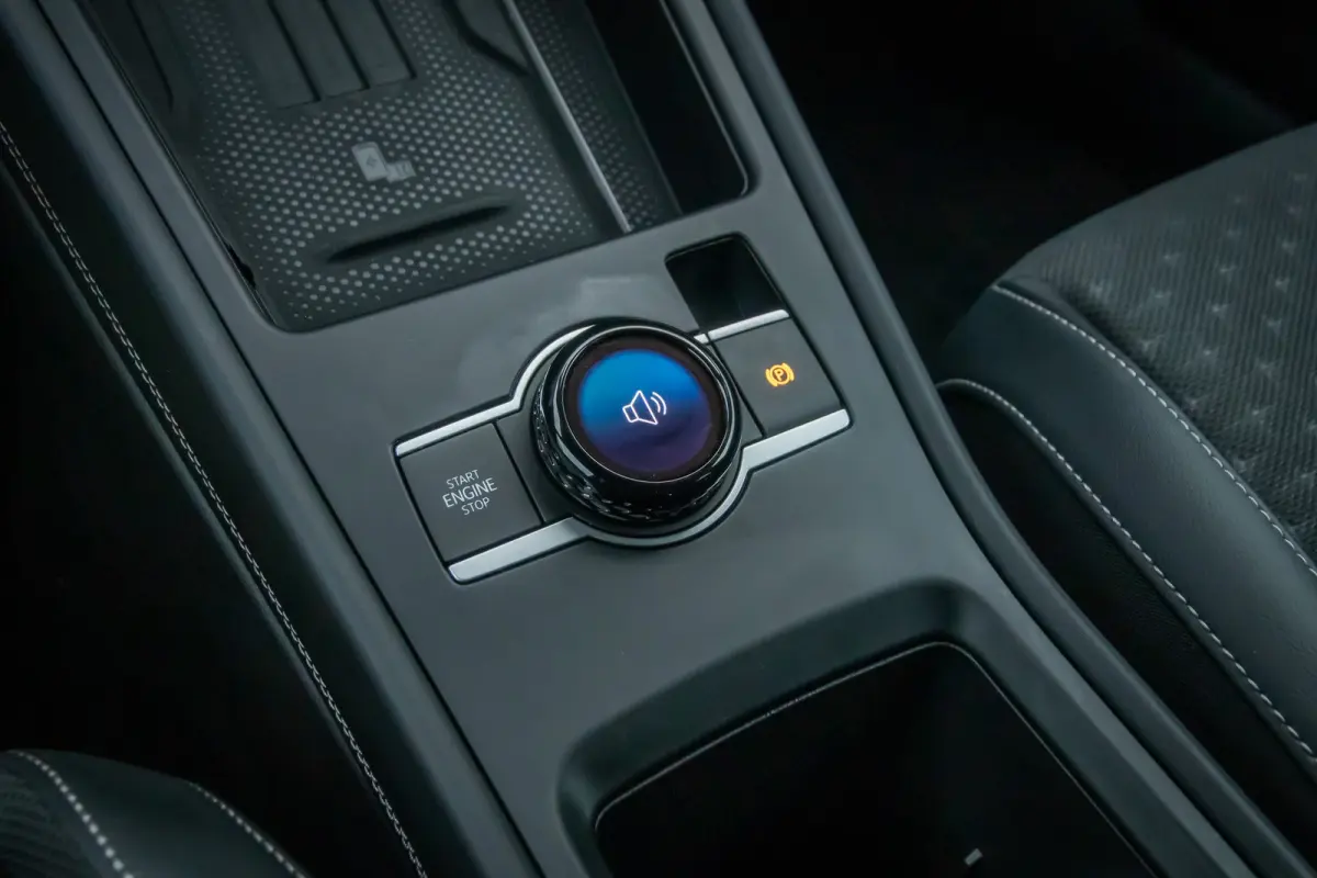 1.5 eTsi R-Line First Edition | Adaptive Cruise control | Matrix koplamen | Elektrisch bedienbare achterklep | Stoelverwarming | Achteruitrijcamera | Appelcarplay/Android auto | Achteruitrij