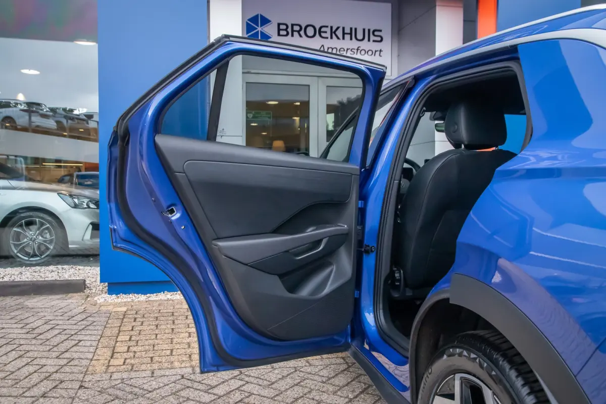 1.5 eTsi R-Line First Edition | Adaptive Cruise control | Matrix koplamen | Elektrisch bedienbare achterklep | Stoelverwarming | Achteruitrijcamera | Appelcarplay/Android auto | Achteruitrij