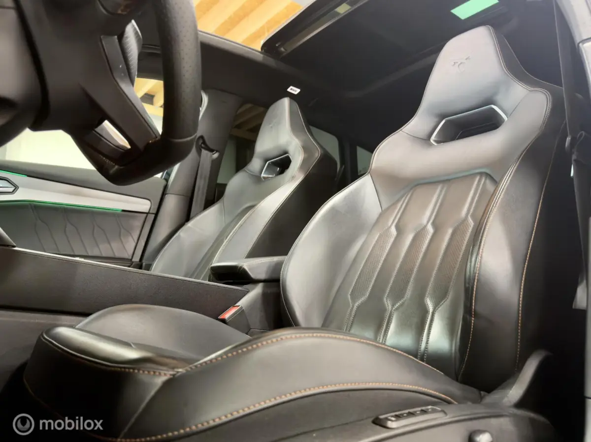 1.4 e-Hybrid Performance | Pano | 360 | Dodehoek | Leer | Stuur- & Stoelverwarming | Sfeer | 19" | ACC | Memory | Travel Assist | 204PK