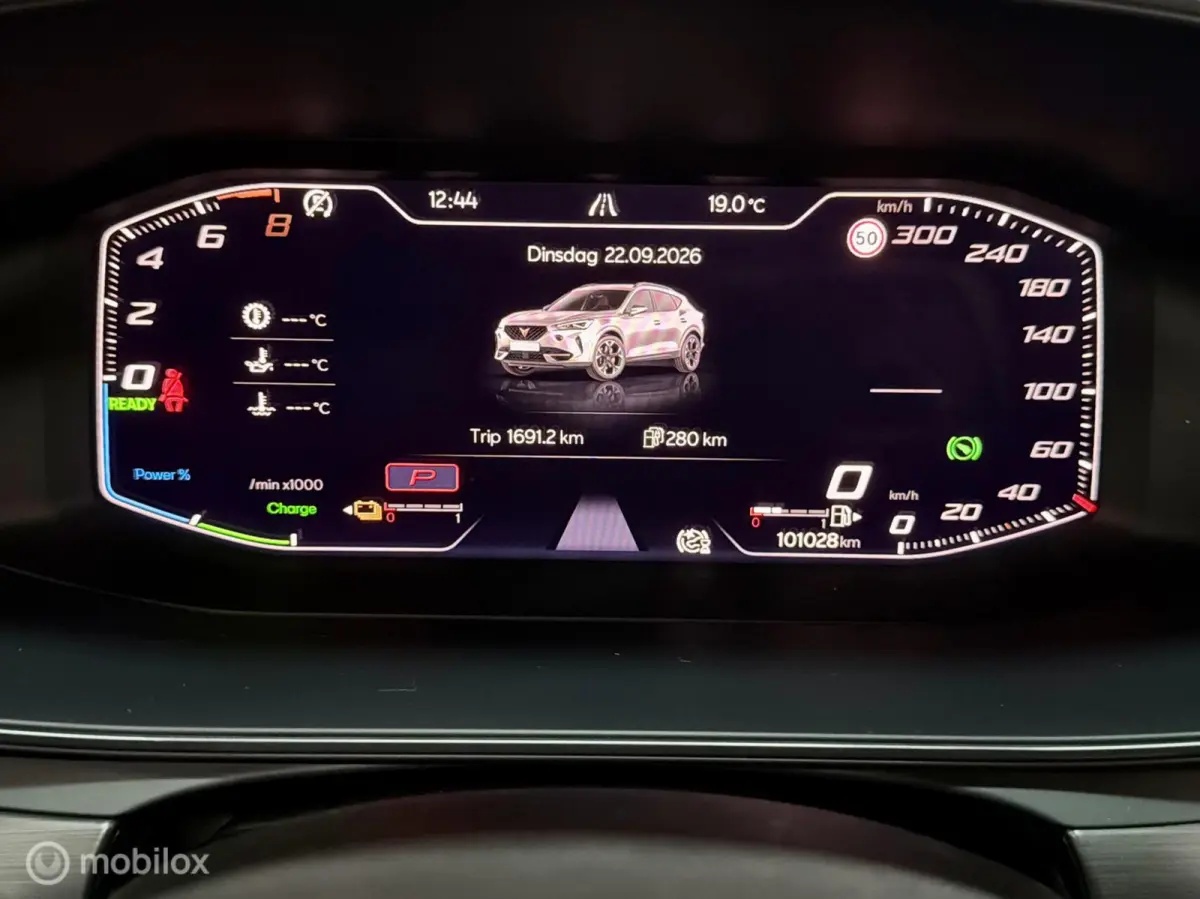 1.4 e-Hybrid Performance | Pano | 360 | Dodehoek | Leer | Stuur- & Stoelverwarming | Sfeer | 19" | ACC | Memory | Travel Assist | 204PK