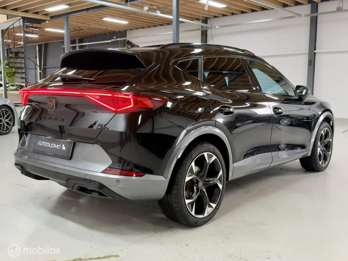 1.4 e-Hybrid Performance | Pano | 360 | Dodehoek | Leer | Stuur- & Stoelverwarming | Sfeer | 19" | ACC | Memory | Travel Assist | 204PK