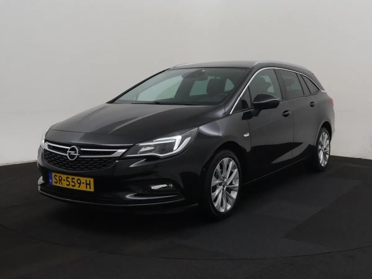 1.4 Business Executive Cam/Trekhaak/Winterpakket /Navi/LM Velgen