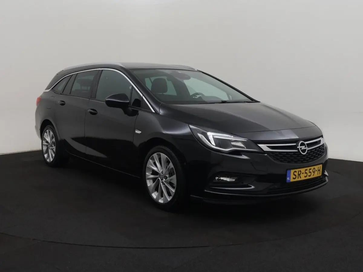 1.4 Business Executive Cam/Trekhaak/Winterpakket /Navi/LM Velgen