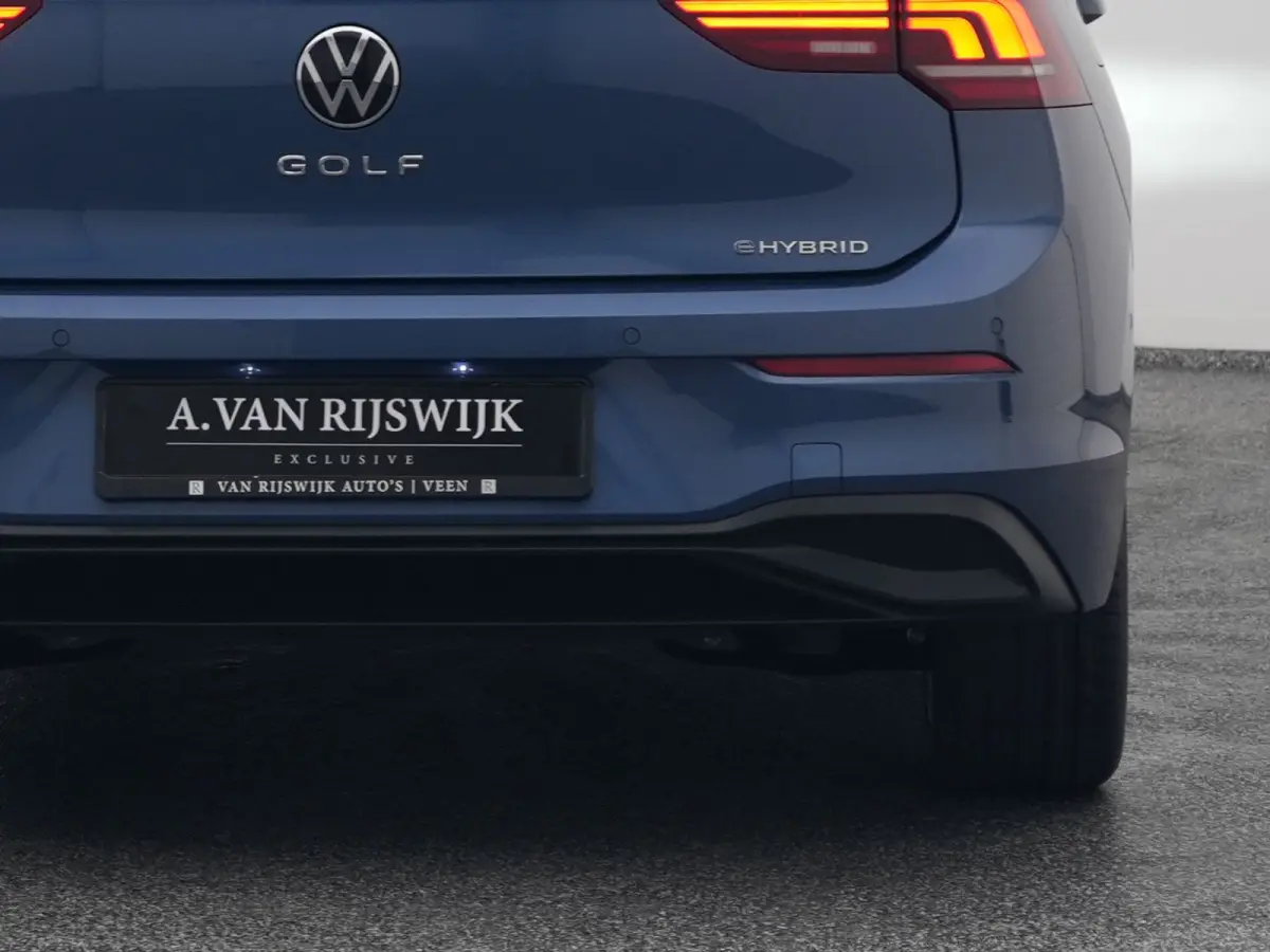 1.5 eHybrid Life Edition | CAMERA | ADAPTIVE | STOEL- EN STUURVERW.