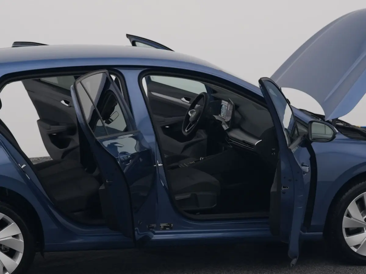 1.5 eHybrid Life Edition | CAMERA | ADAPTIVE | STOEL- EN STUURVERW.