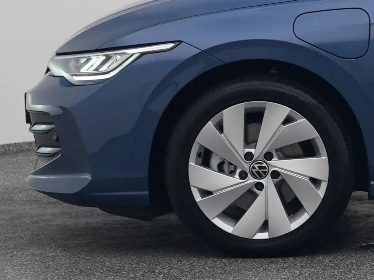 1.5 eHybrid Life Edition | CAMERA | ADAPTIVE | STOEL- EN STUURVERW.